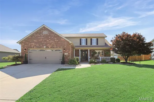 170 Emerald Way E, Granite City, IL 62040