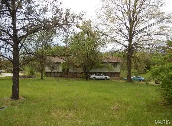5580 County Road 404, Fulton, MO 65251