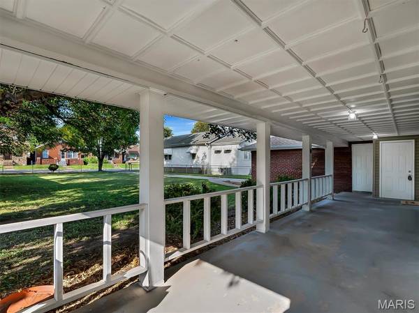 5724 Devonshire AVE, St Louis, MO 63109