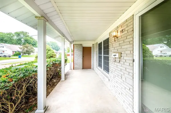 1610 Saint Anthony LN, Florissant, MO 63033