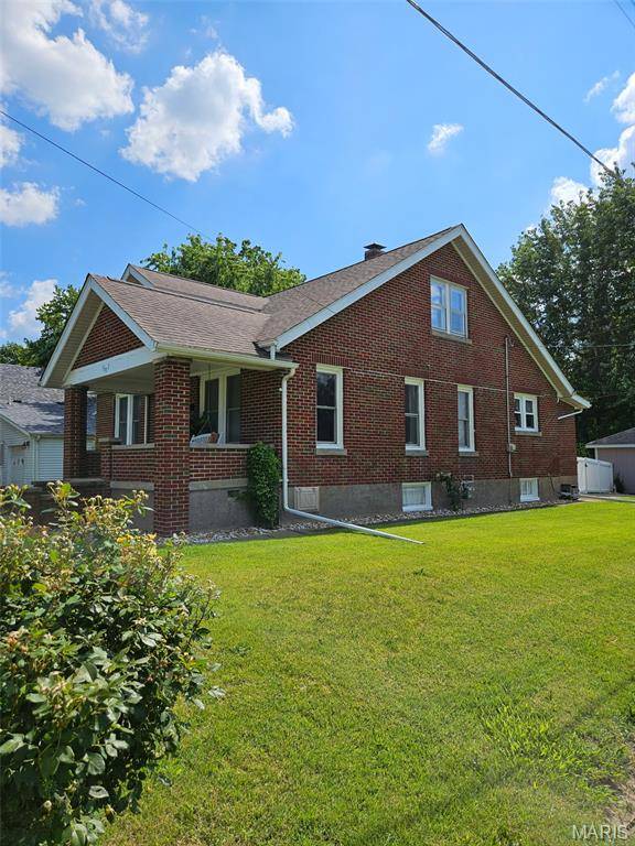 907 N Sparta ST, Steeleville, IL 62288