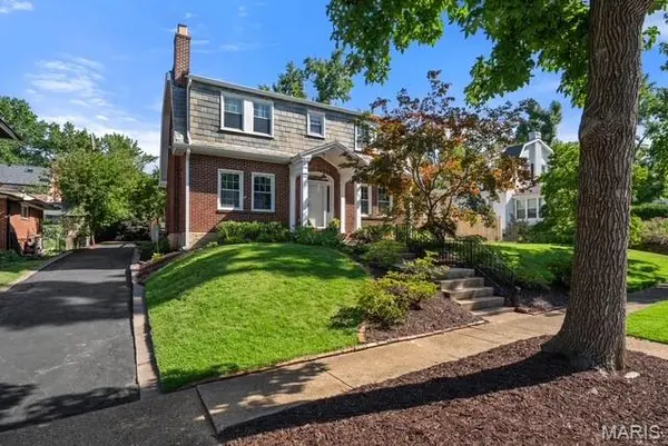 7411 Parkdale AVE, Clayton, MO 63105