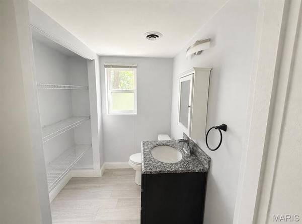 501 S Washington ST, Farmington, MO 63640