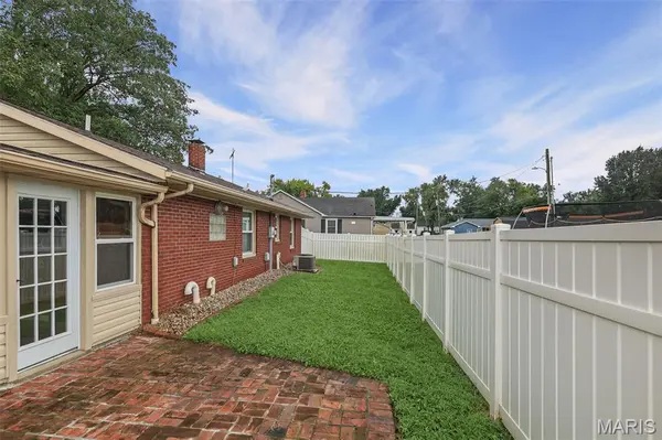 677 S Moore ST, Nashville, IL 62263