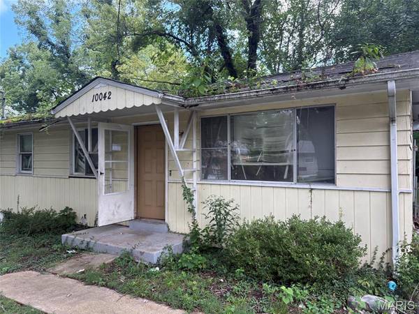 10042 Green Valley DR, St Louis, MO 63136