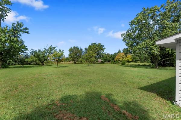 206 Bohannon ST, Sikeston, MO 63801