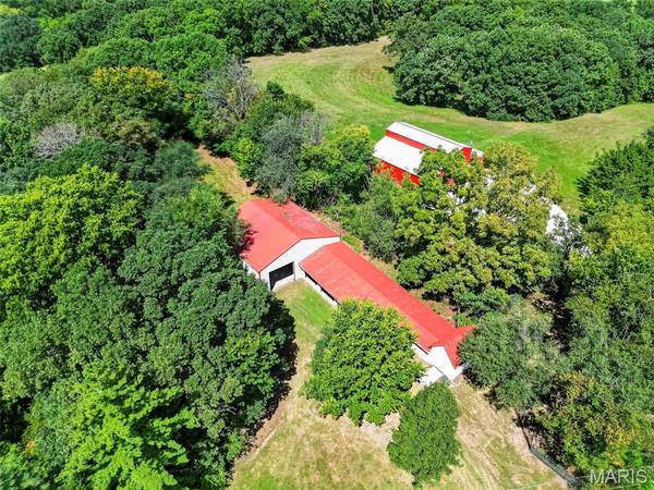 14524 Pike 277, Louisiana, MO 63353