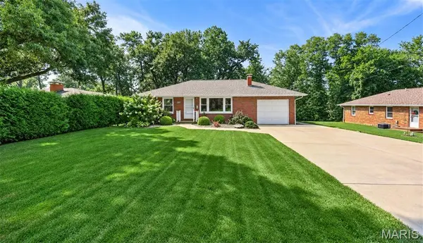 3405 McArthur Blvd, Alton, IL 62002