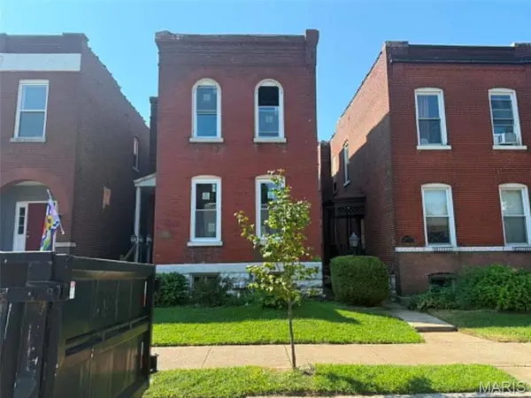 3206 Dakota ST, St Louis, MO 63111