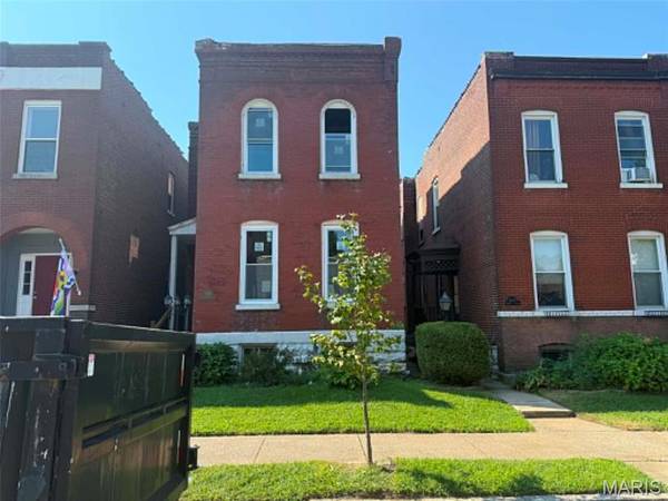 3206 Dakota ST, St Louis, MO 63111