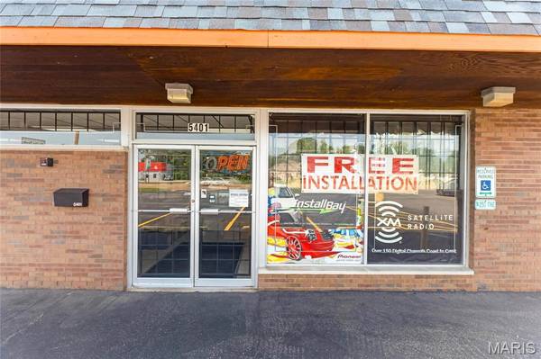 5401 N Illinois ST, Fairview Heights, IL 62208