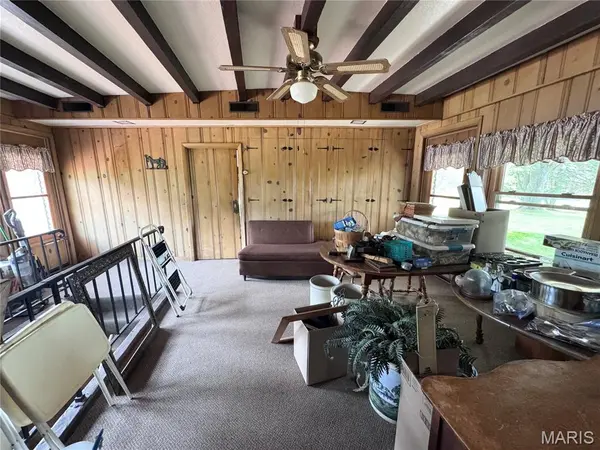 12492 New London Gravel, New London, MO 63459