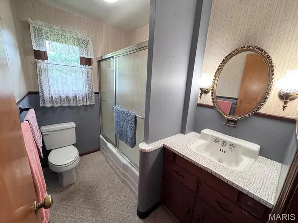 12492 New London Gravel, New London, MO 63459