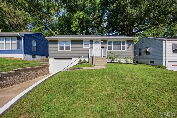 5549 Sapphire AVE, St Louis, MO 63136