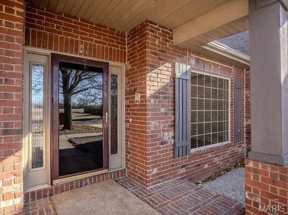 2804 BOARDWALK DR, Lebanon, MO 65536