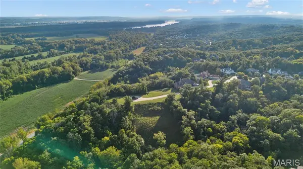 67 Castle Bluff DR, Unincorporated, MO 63304