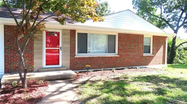 100 Florwood CT, St Louis, MO 63135