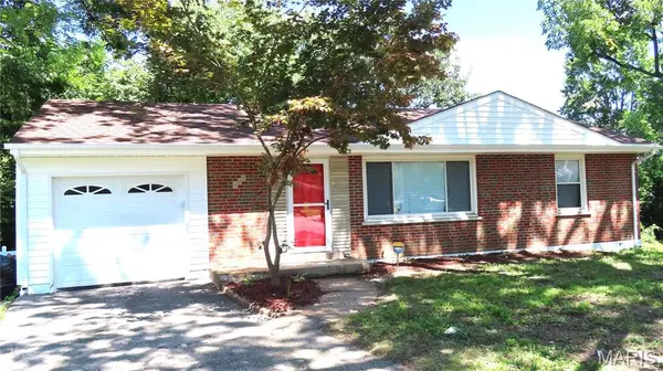 100 Florwood CT, St Louis, MO 63135