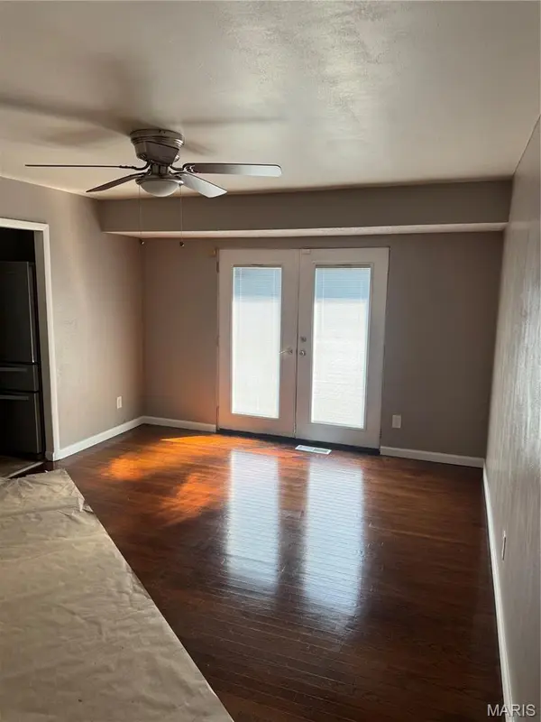 4428 Papal, Florissant, MO 63033