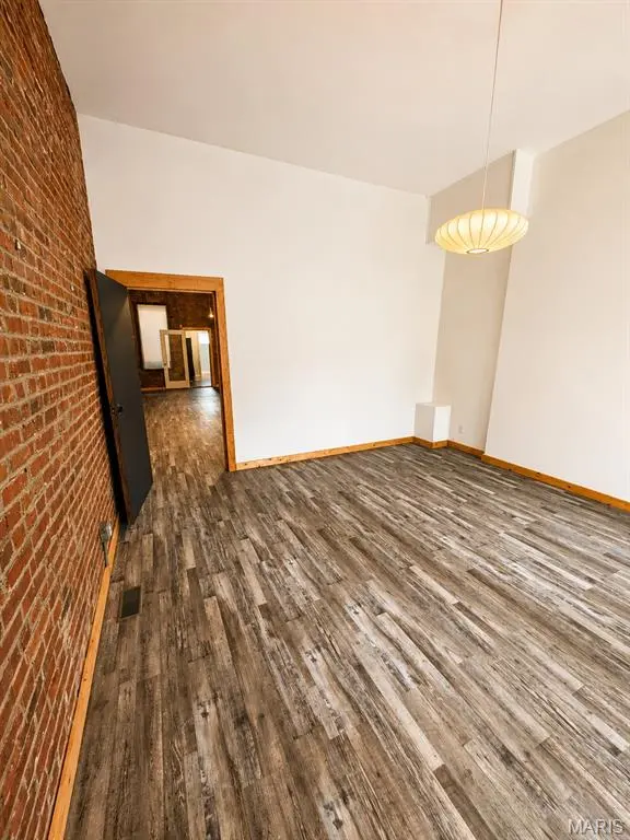 1957 Cherokee ST, St Louis, MO 63118