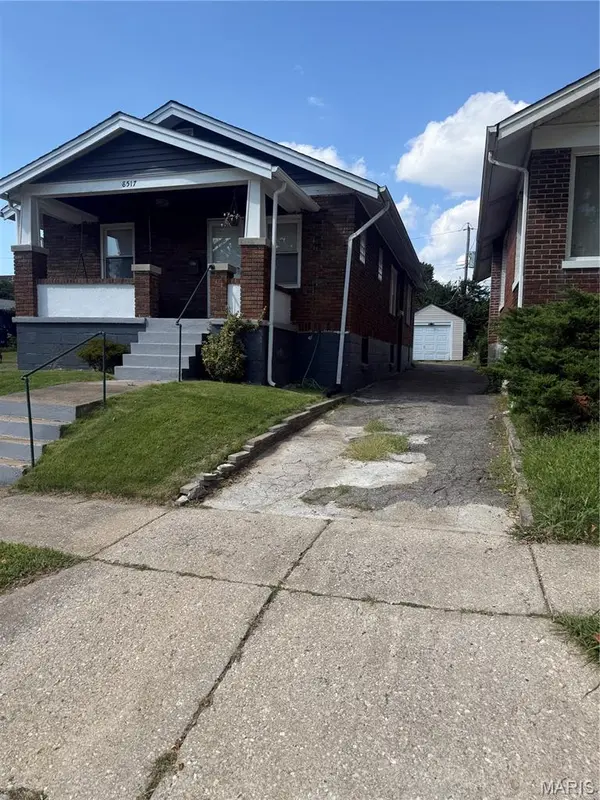 8517 Elmore AVE, St Louis, MO 63132