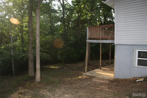 13546 E Sunrise Lake DR, De Soto, MO 63020