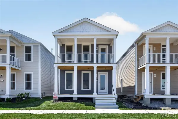 1756 Dyess ST, St Charles, MO 63301