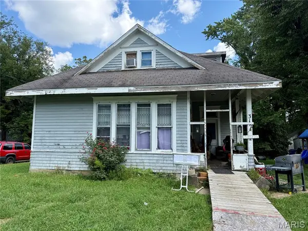 312 McKinley AVE, Warrenton, MO 63383