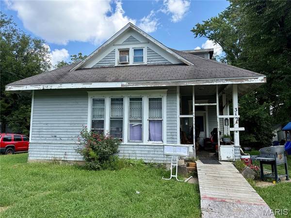 312 McKinley AVE, Warrenton, MO 63383