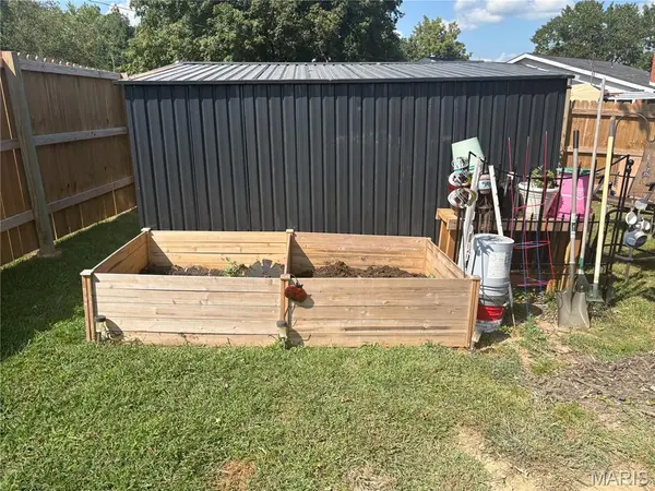 1106 W Acuff ST, Salem, MO 65560
