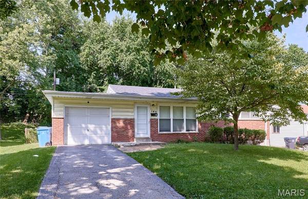 145 Clearview DR, Florissant, MO 63033