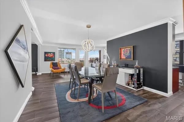 4466 W Pine BLVD #14C, St Louis, MO 63108