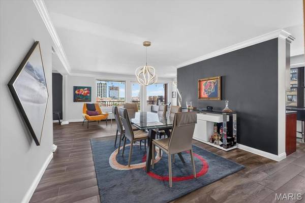 4466 W Pine BLVD #14C, St Louis, MO 63108