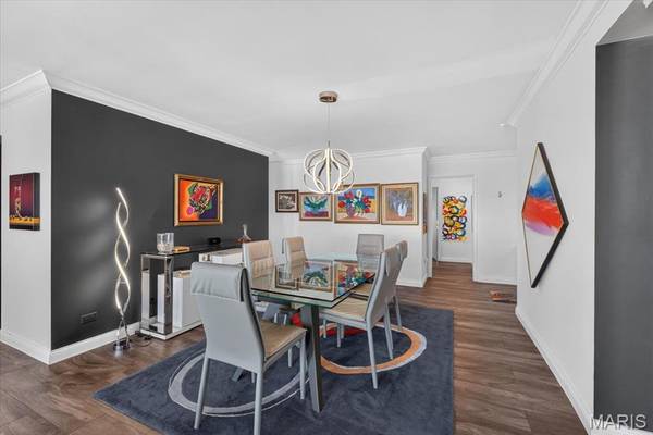 4466 W Pine BLVD #14C, St Louis, MO 63108