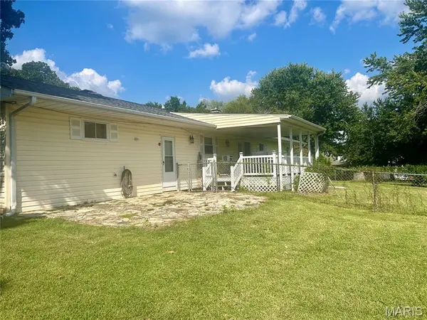 425 Eggers ST, Bismarck, MO 63624