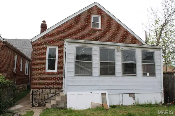 4006 Marcus AVE, St Louis, MO 63115