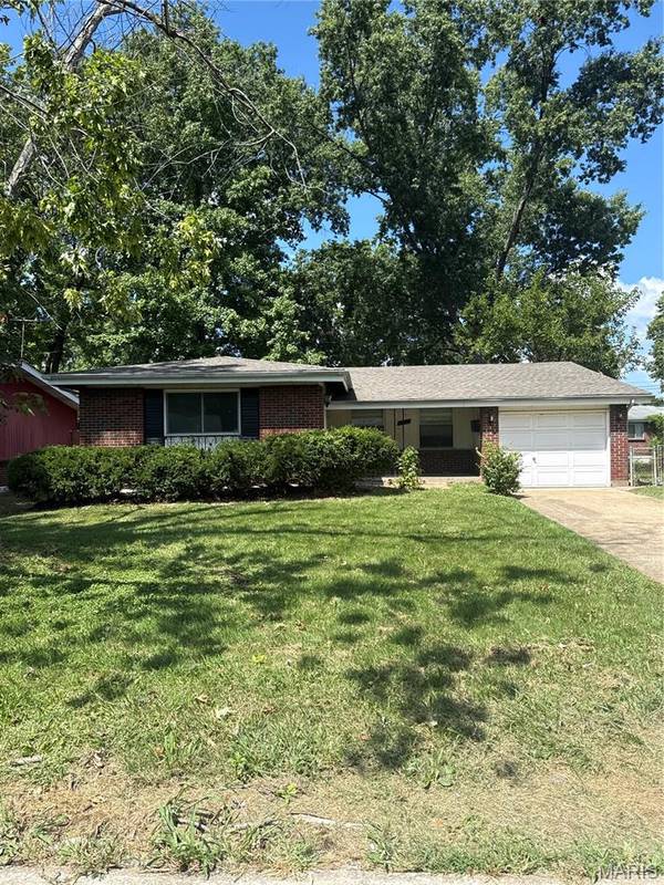 2357 Vorhof DR, Unincorporated, MO 63136