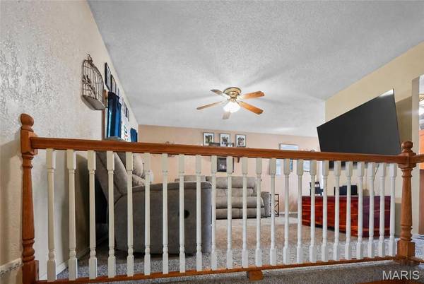 216 S Henderson ST, Park Hills, MO 63601