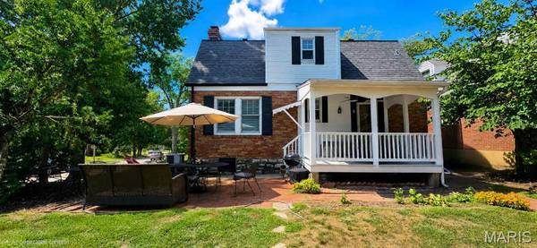1420 Barger PL, Richmond Heights, MO 63117