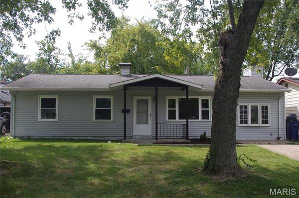 4102 N Park DR, Belleville, IL 62226
