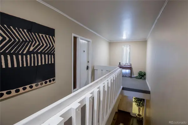 5882 E Ithaca PL #204, Denver, CO 80237