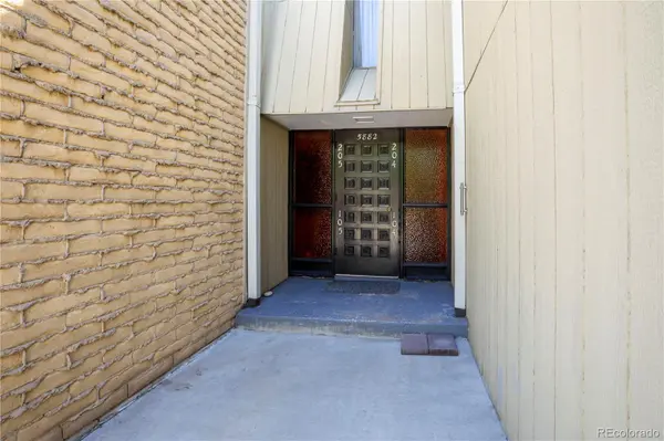 5882 E Ithaca PL #204, Denver, CO 80237