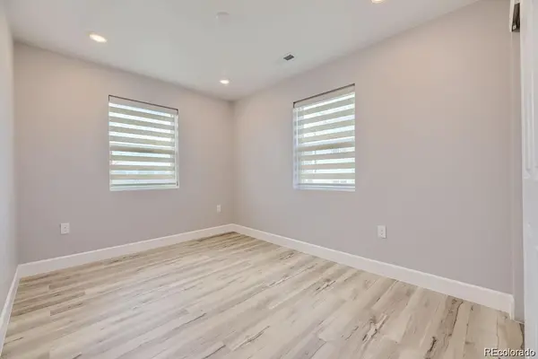 3227 N Steele ST, Denver, CO 80205