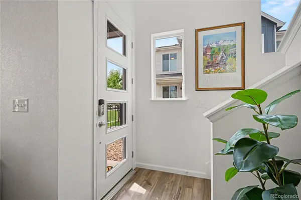 1862 S Poplar CT, Denver, CO 80224