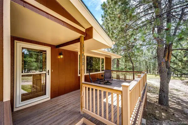 33802 Meadowlark DR, Elizabeth, CO 80107