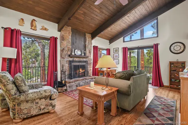 4751 Red Rock DR, Larkspur, CO 80118