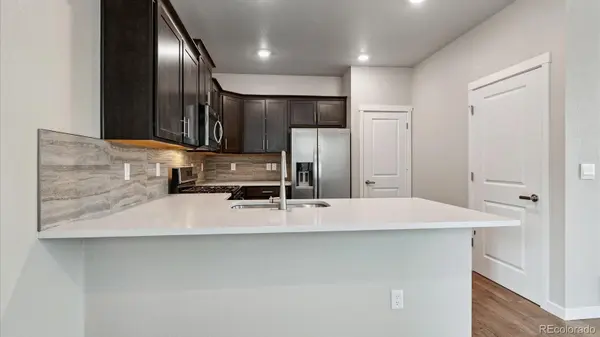 687 N Ukraine ST, Aurora, CO 80018
