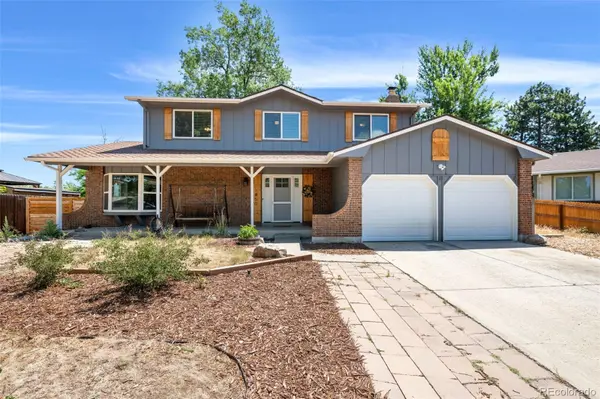 1850 S Nile CT, Aurora, CO 80012