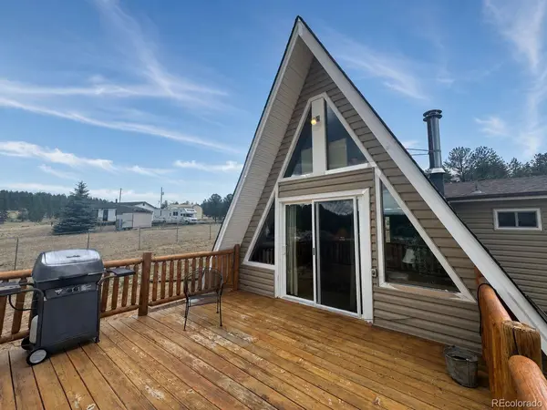 15 Dogie TRL, Florissant, CO 80816