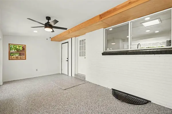 11915 E Arizona DR, Aurora, CO 80012
